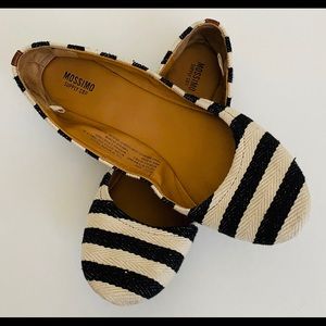 Mossimo Supply Co. Ona Scrunch Ballet Flats